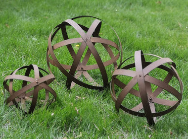 Metal Garden Band Decorative Spheres