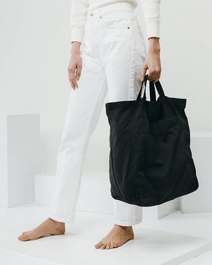 BAGGU Denim Giant Pocket Tote, Oversized Stylish Canvas Bag for Easy Carrying