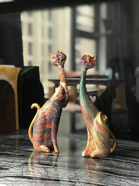 Two Oil Painting Art Resin Sculpture Statue